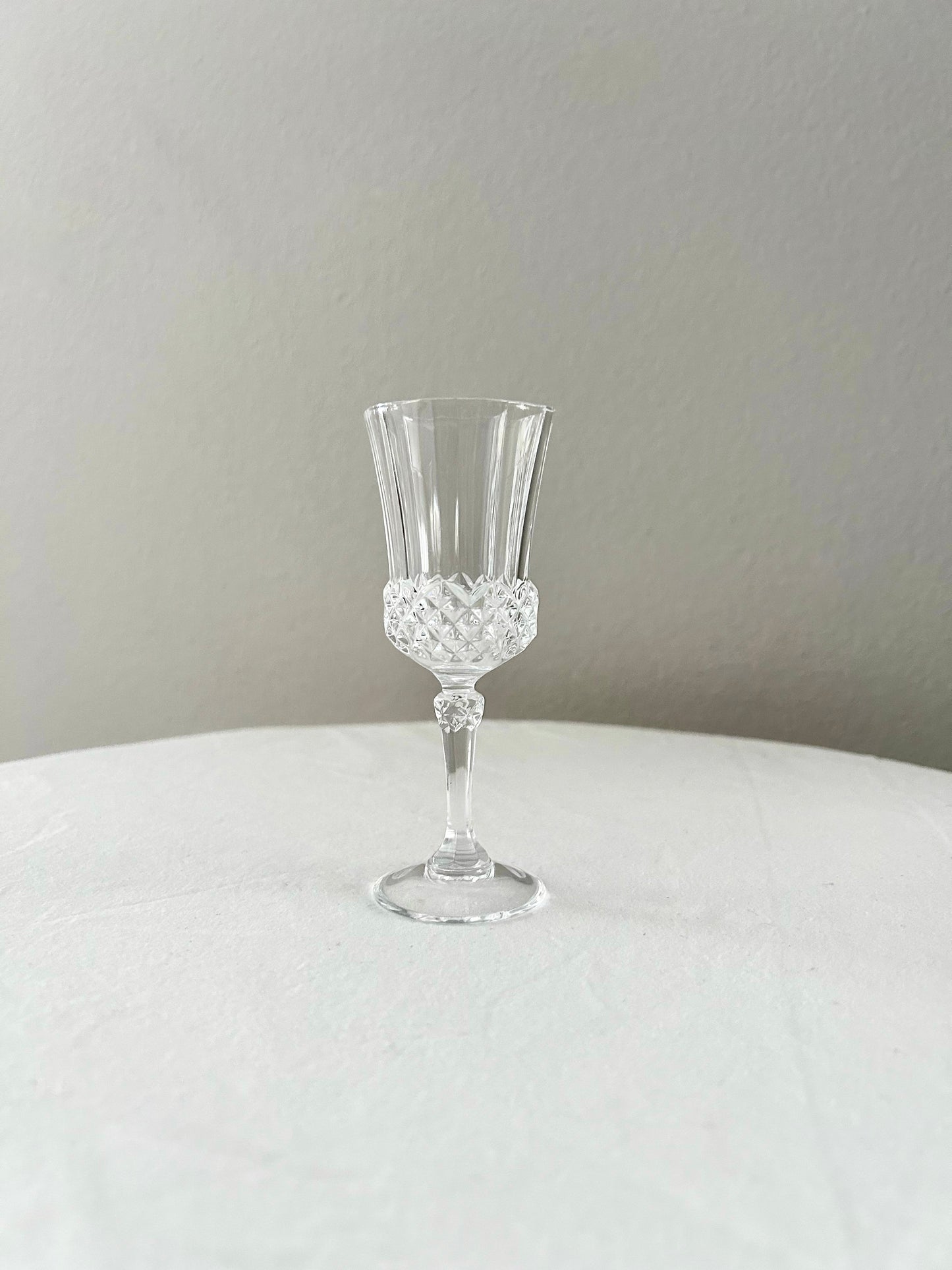 Cordial Crystal Affect Glass