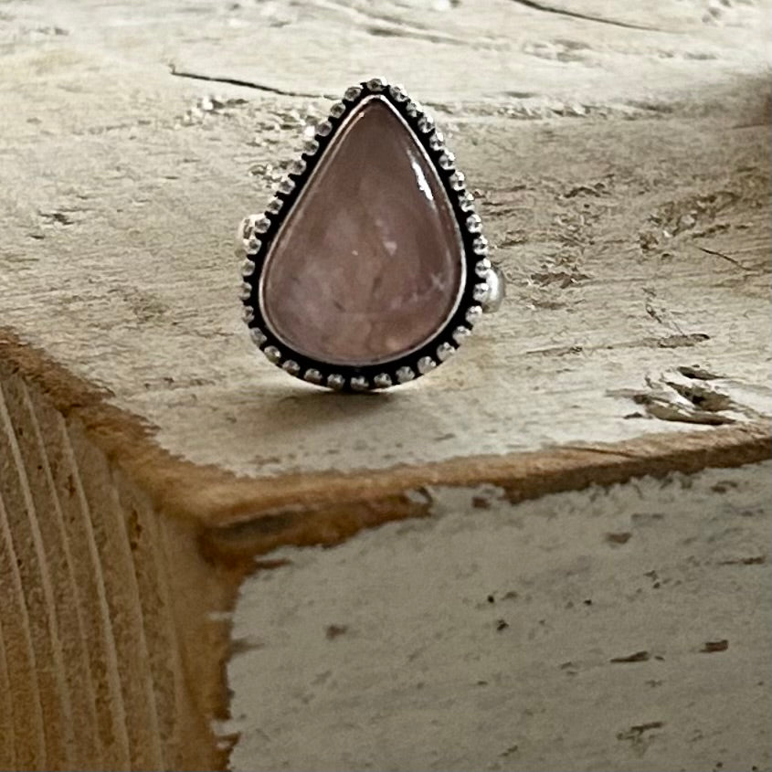 Irregular Teardrop Rose Quartz Ring