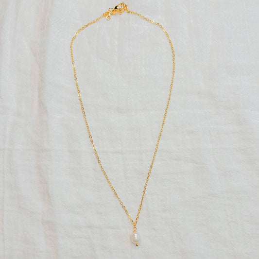 Fresh Water Pearl Pendant Necklace
